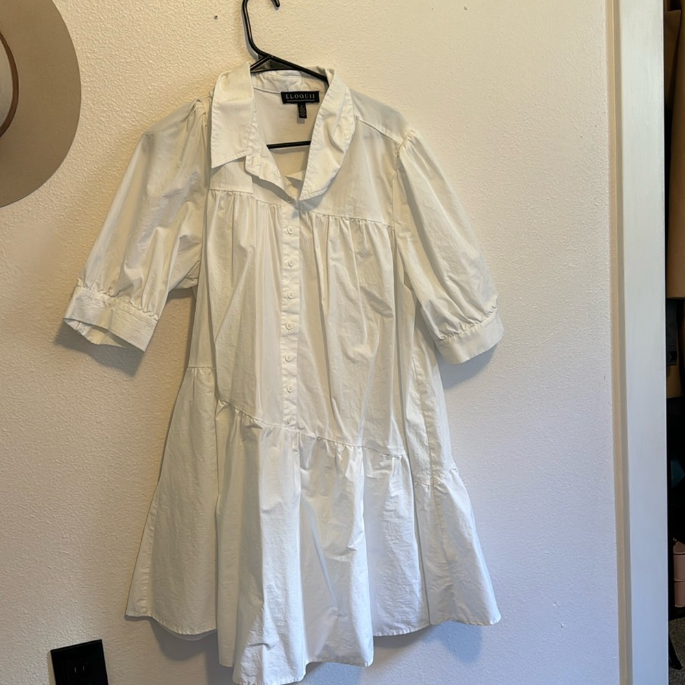 Adorable white eloquii dress! Very flattering!